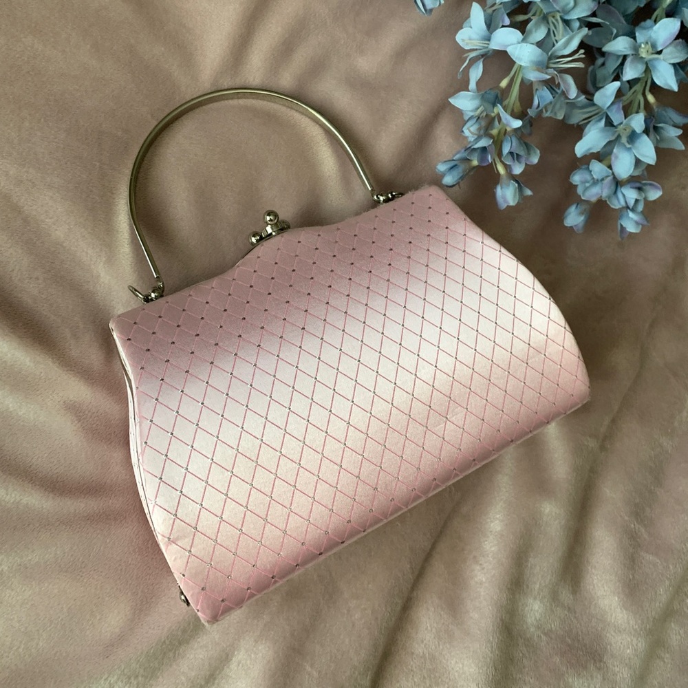 Pink Vintage -Style Handbag